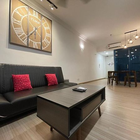 The Wave - Kota Laksamana -- Pool View -- 6 Pax Apartment Malacca Exterior photo